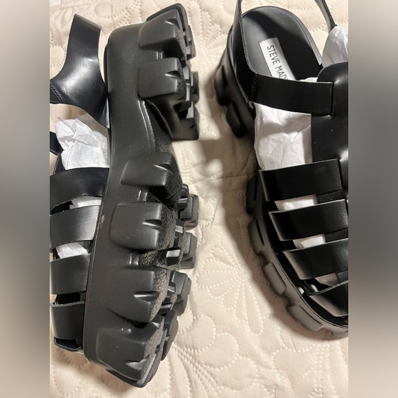 NEW Steve Madden Echo - Picture 4 of 5